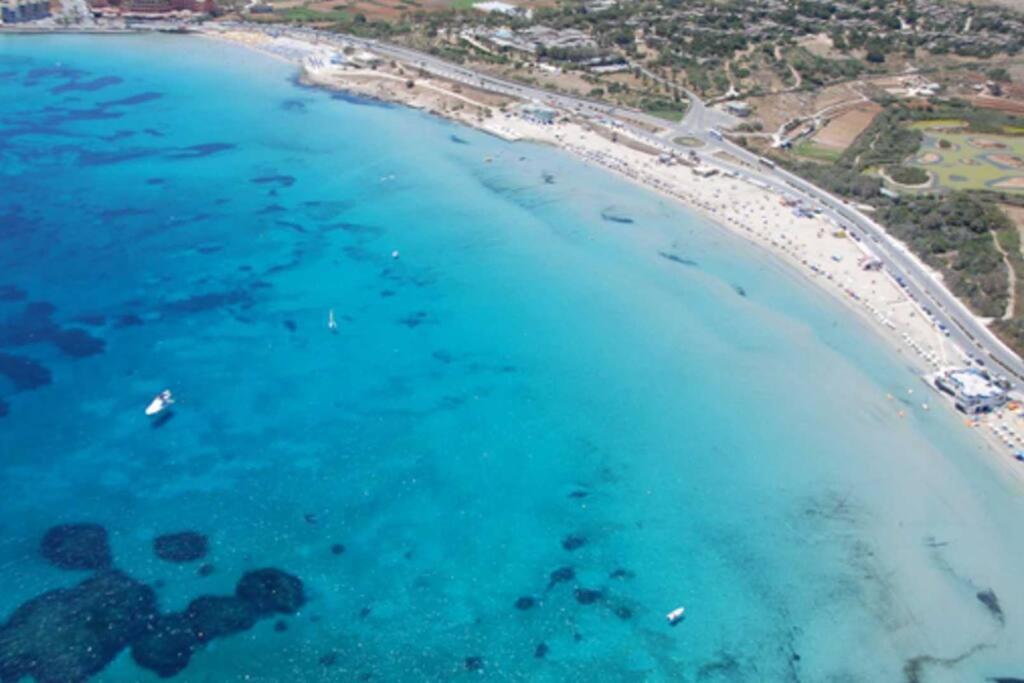 Seaside Serenity - A Lovely Apartment With Views Mellieha Luaran gambar