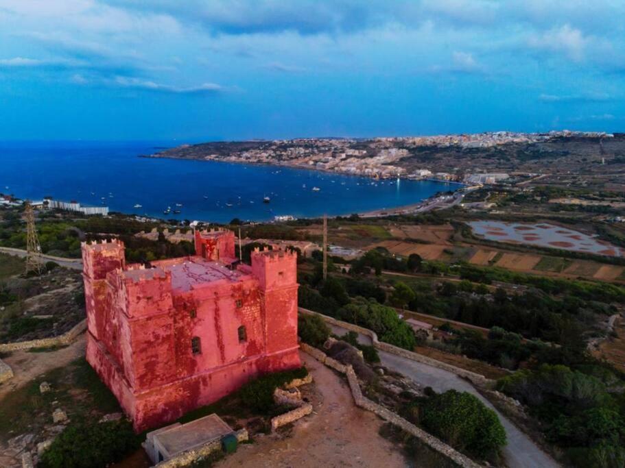 Seaside Serenity - A Lovely Apartment With Views Mellieha Luaran gambar